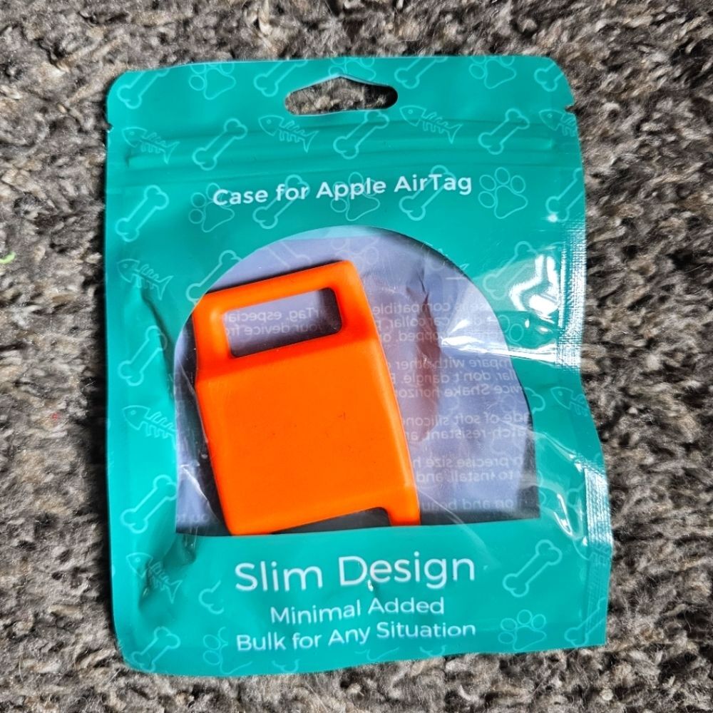 Apple Air Tag Slim Case for Pet Collar Minimal Bulk